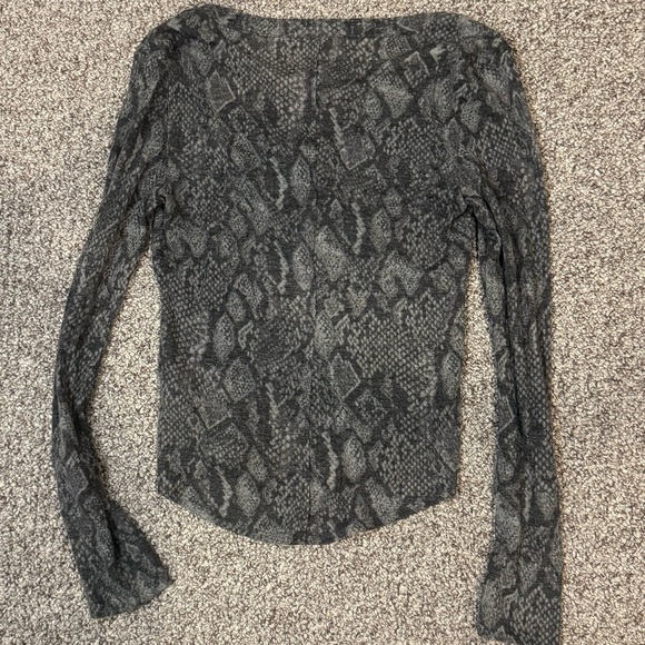 Pilcro Anthropologie Charcoal Patterned Long Sleeve Top - Picture 7 of 7
